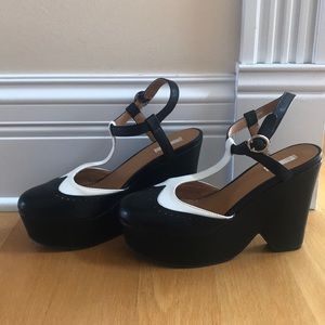 Urban Outfitters COOPERATIVE saddle platforms